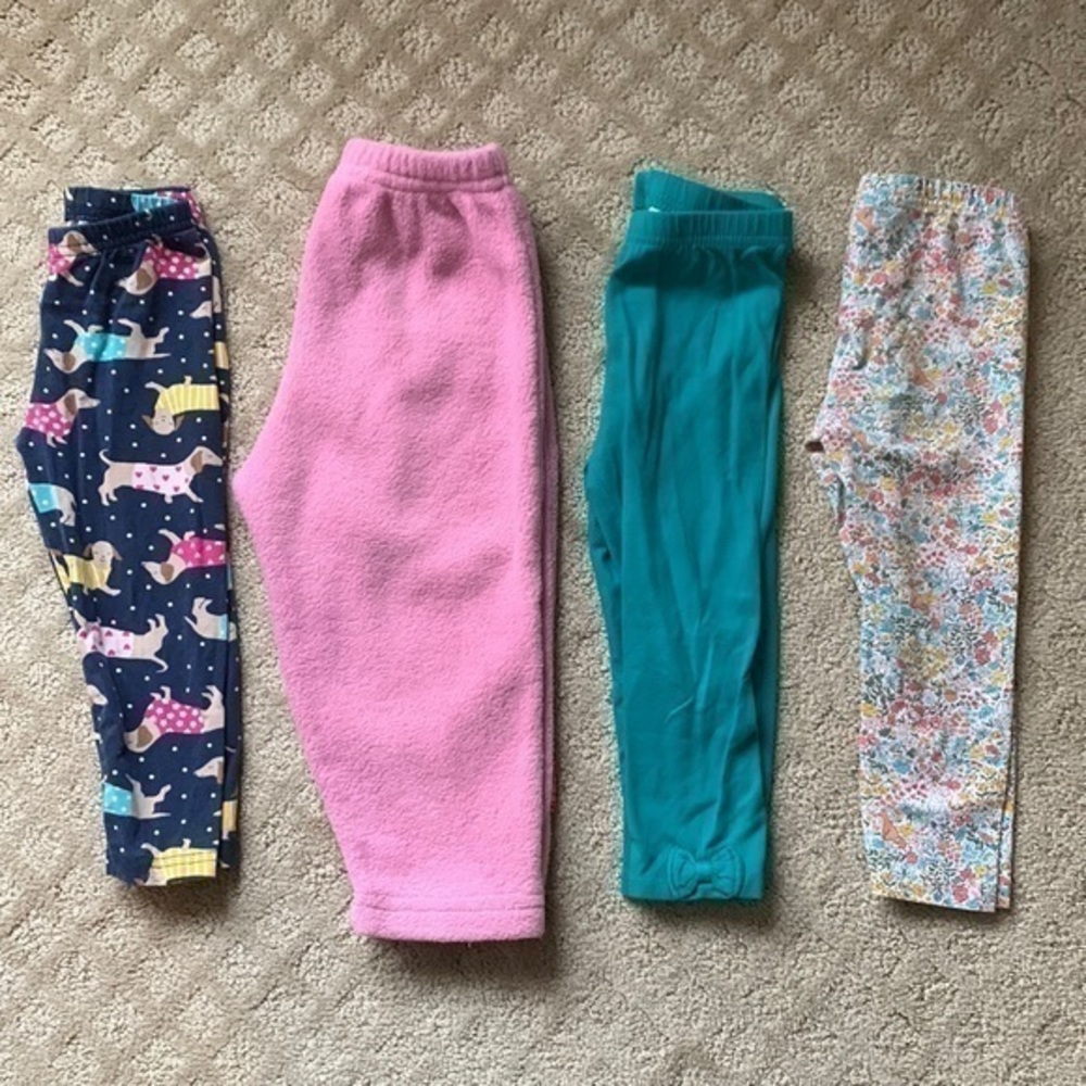NFS.   4 pairs of baby girl leggings size 18 month’s